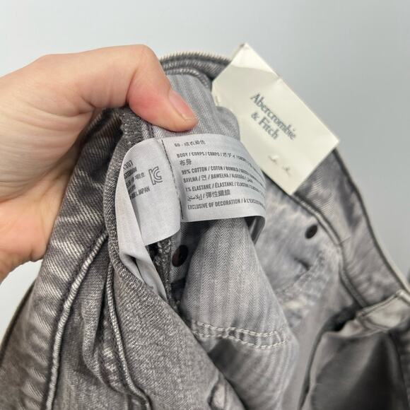 Abercrombie & Fitch The ‘90s Straight Jeans Ultra High Rise Gray NEW - Picture 8 of 8